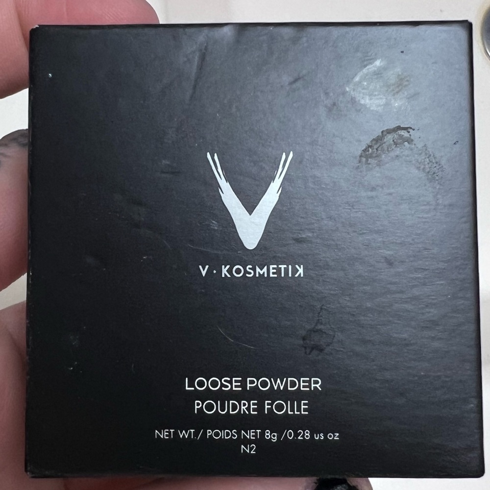 Loose powder